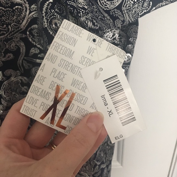 Lularoe Elegant Irma - NWT - size XL - Picture 2 of 4